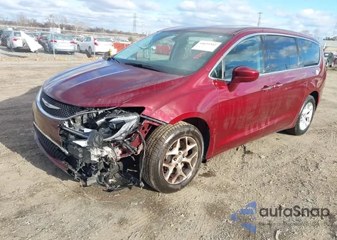 2020 Chrysler Pacifica Touring z USA, uszkodzony, nr VIN 2C4RC1FG9LR141944